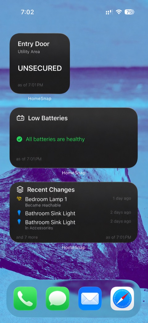 Home Screen widgets for low batteries, unreachable devices, and recent changes.